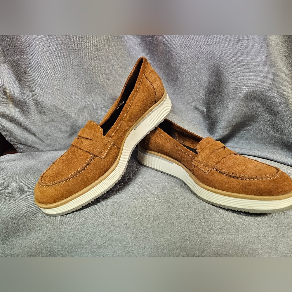 Ladies slip on Annabella Romania shoes sz 38 7.5